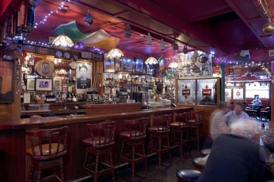 Real_Dublin_Pubs_Smithfield_Stoneybatter_Frank_Ryans Real_Dublin_Pubs_Smithfield_Stoneybatter_Frank_Ryans